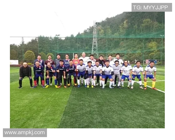 重庆足球队个人能力大幅提升引领足球新风潮