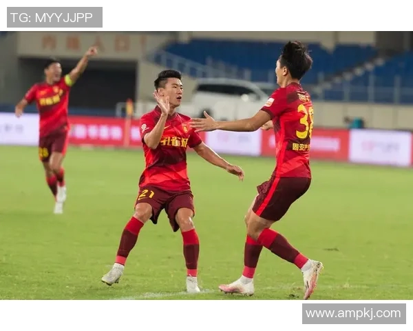 深圳网球队以76分领跑挑战赛积分榜展现强劲实力和团队合作精神 深圳网球队以76分领跑挑战赛积分榜展现强劲实力和团队合作精神