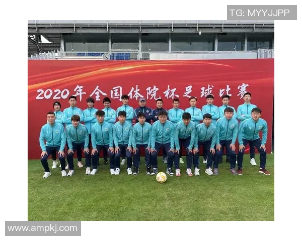 重庆足球队在足球耐力排行榜中荣登第六名展现出强大体能实力 重庆足球队在足球耐力排行榜中荣登第六名展现出强大体能实力